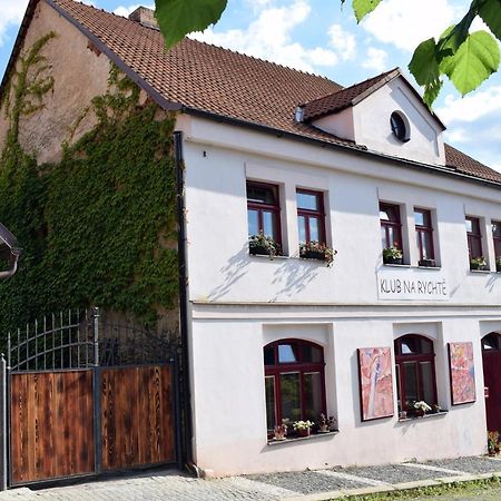 Rychta Bed & Breakfast Rataje nad Sazavou Ngoại thất bức ảnh